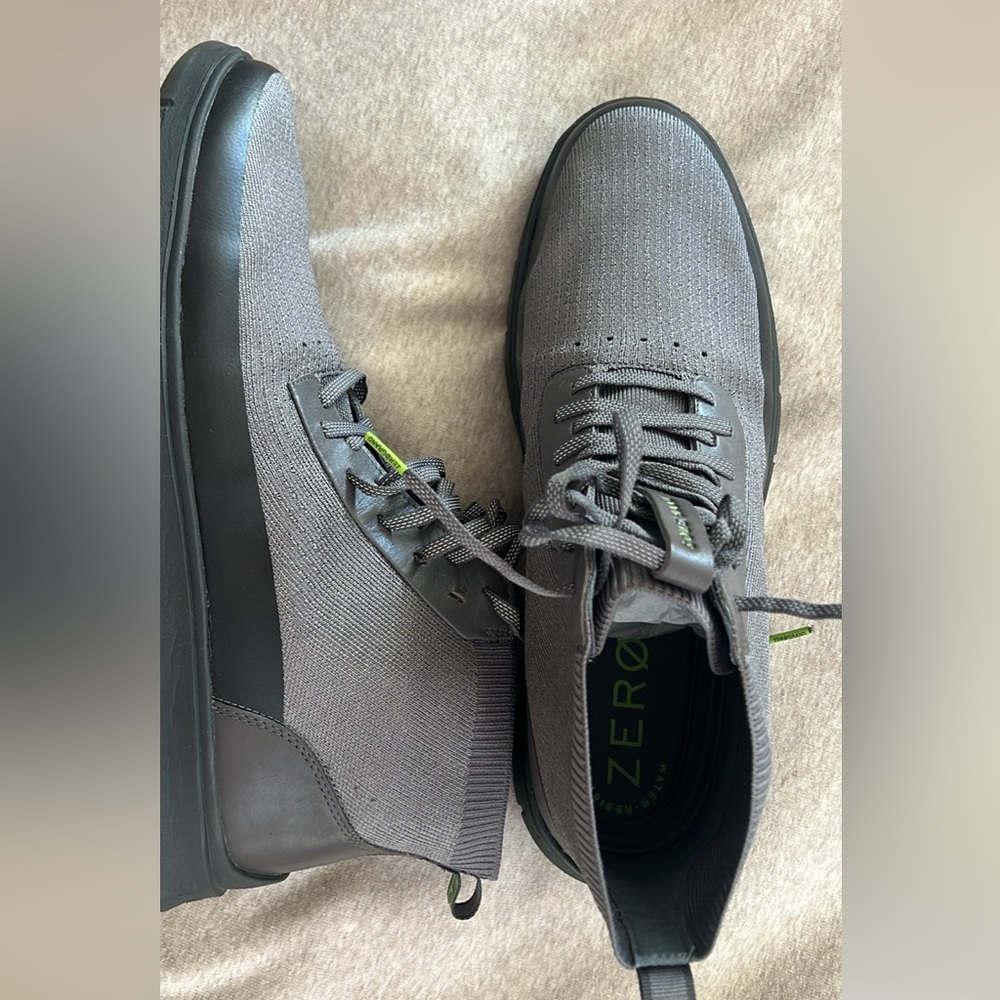 Mens size 14 
Cole Haan Genzo STL Hightop WR
Gray in color
Worn once